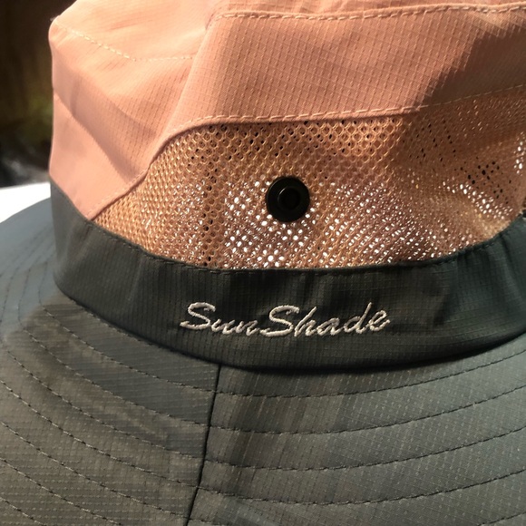 Sunshade Women’s Wide Brim Fishing Hat Vented Adjustable Strap Floppy - Picture 4 of 6